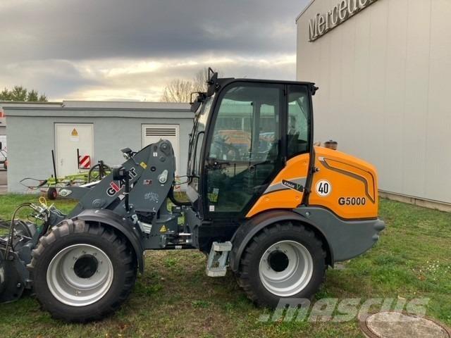 GiANT G5000 Kolesni nakladalci