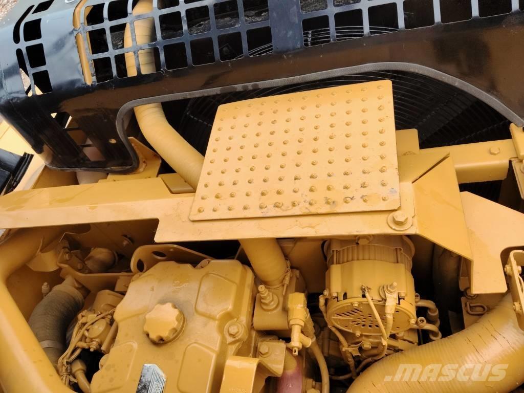 CAT 330 D Bagri goseničarji