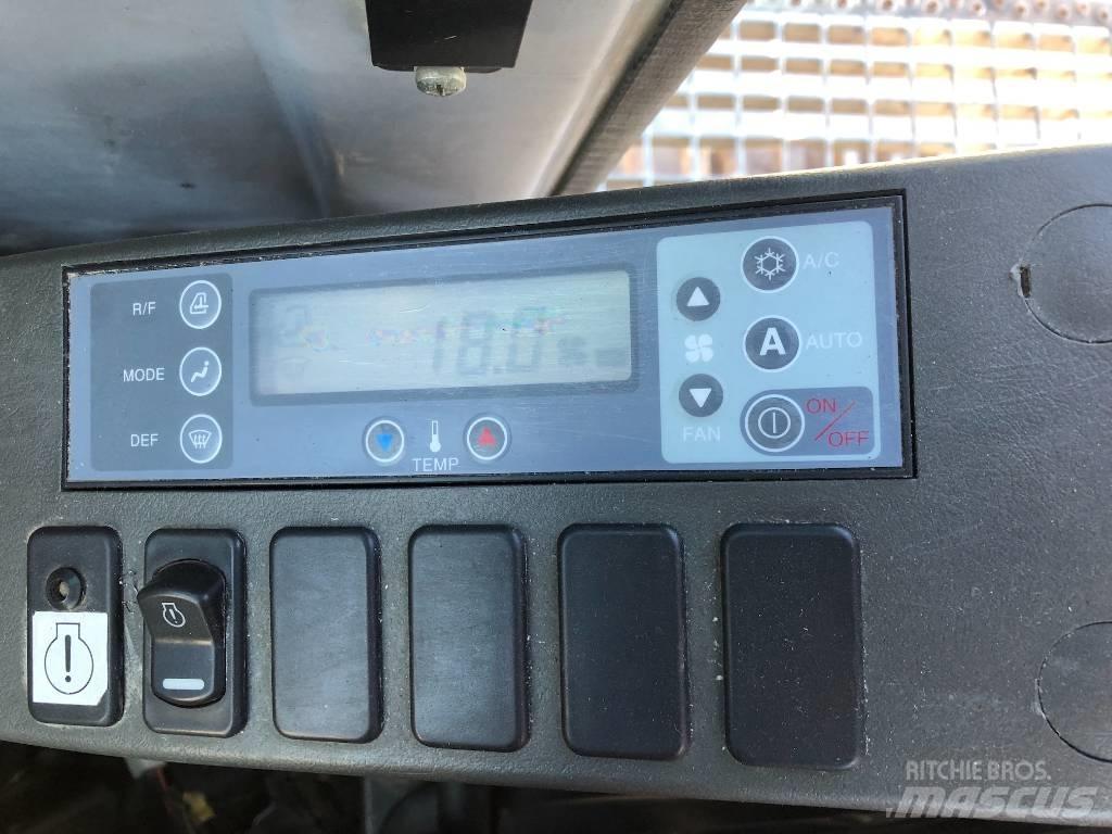 Kobelco E 305 Bagri goseničarji