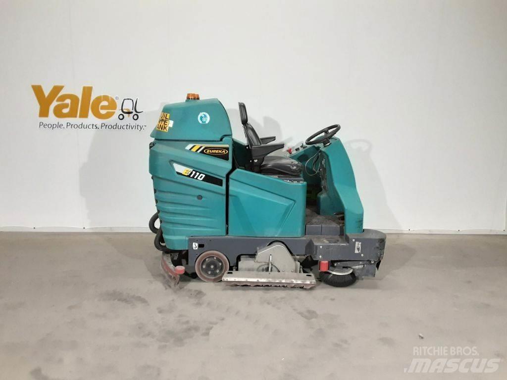 Eureka E110R ECO Stroji za notranje pometanje