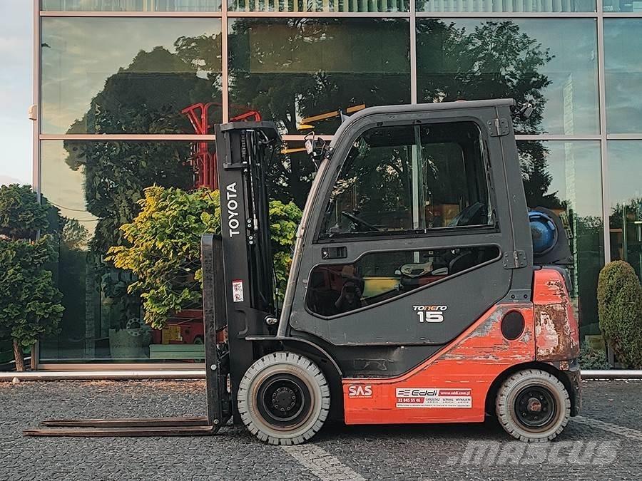 Toyota 02-8FGF15 Plinski viličarji