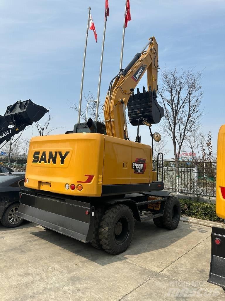 Sany SY65W Bagri na kolesih