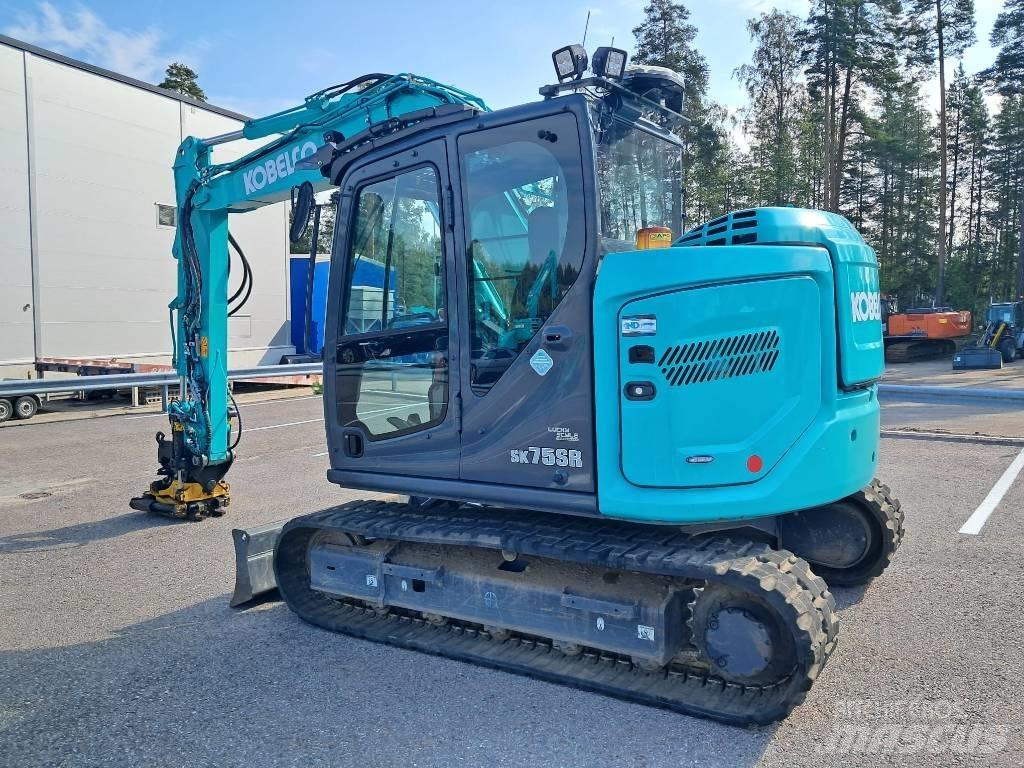 Kobelco SK75SR-7 Midi bagri 7t – 12t