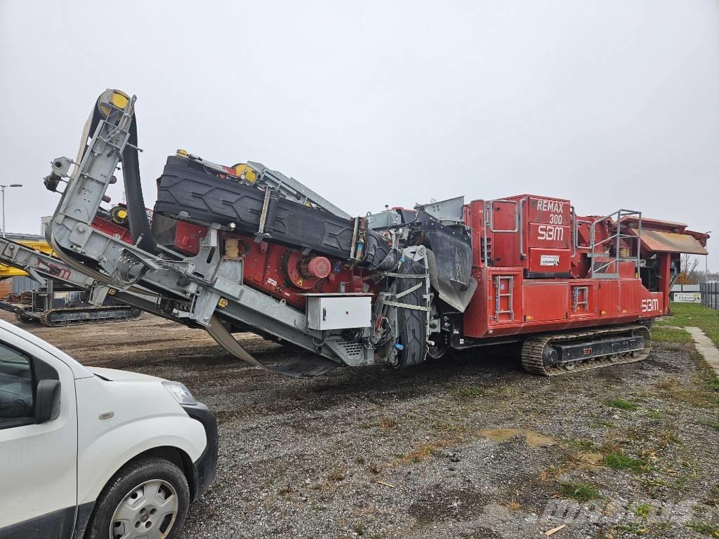 SBM Remax 300 Mobilni drobilniki
