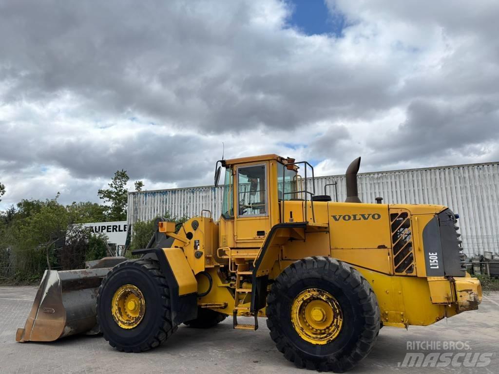 Volvo L 150 E Kolesni nakladalci