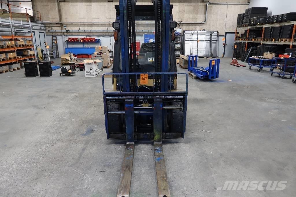 CAT TRUCK Dizelski viličarji