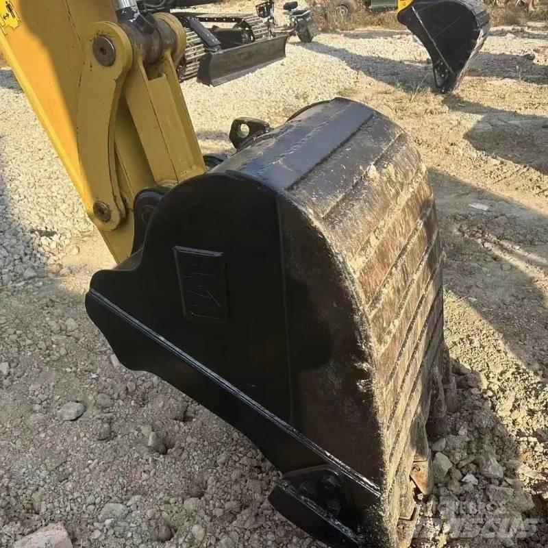 CAT 307E2 Bagri goseničarji