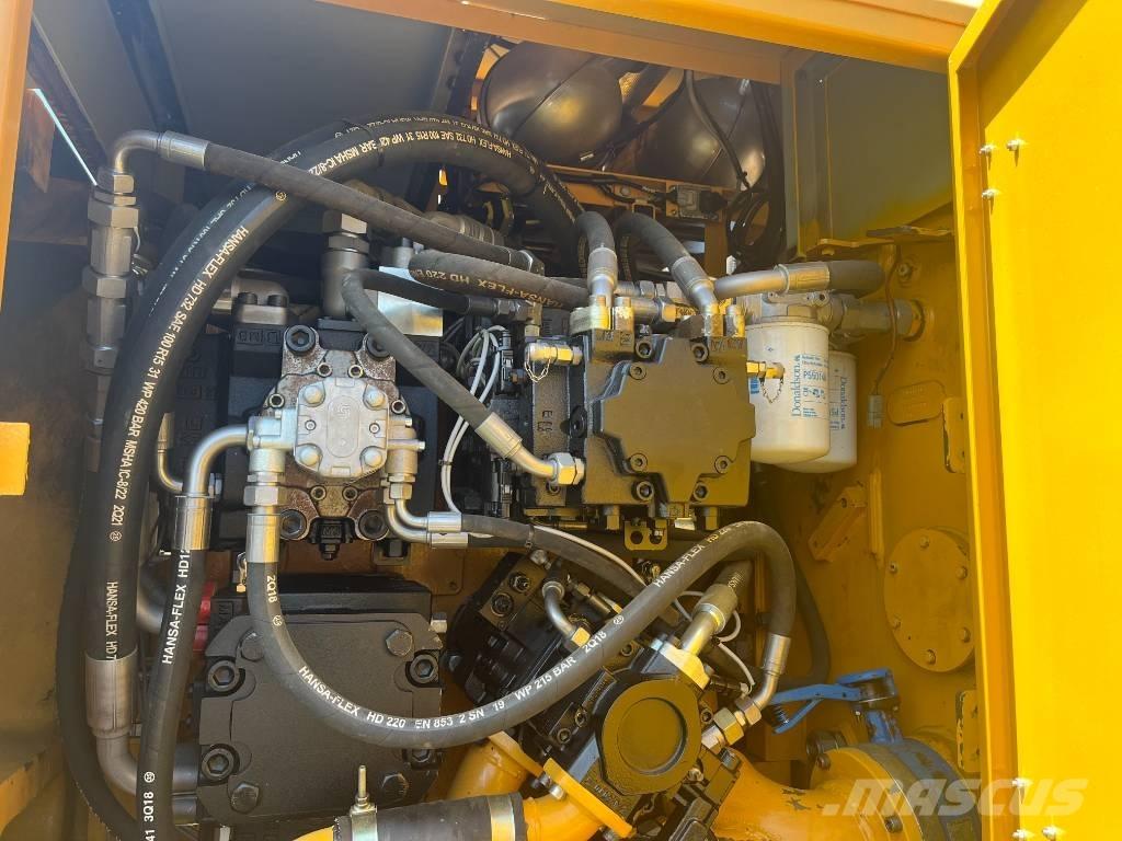 Liebherr 934 Bagri za prekladanje primarnih/sekundarnih surovin
