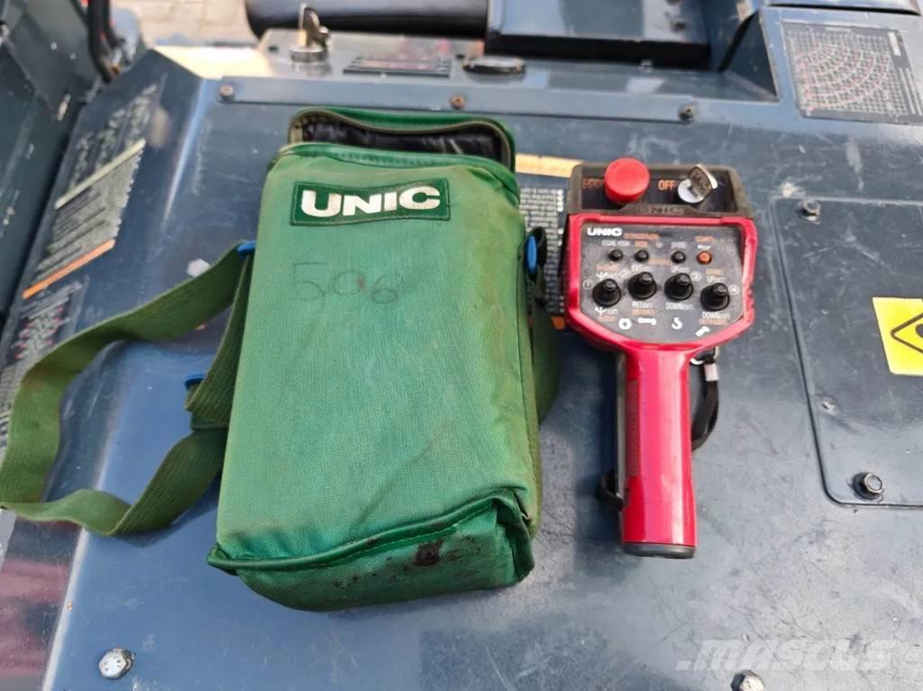 Unic URW 506 CDE Dvigala na gosenicah