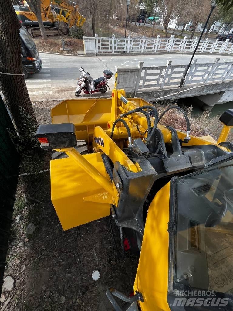 Komatsu WA 380-3 Kolesni nakladalci