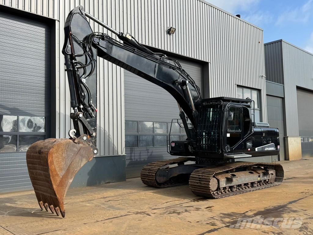 Doosan DX225LC-5 Bagri goseničarji