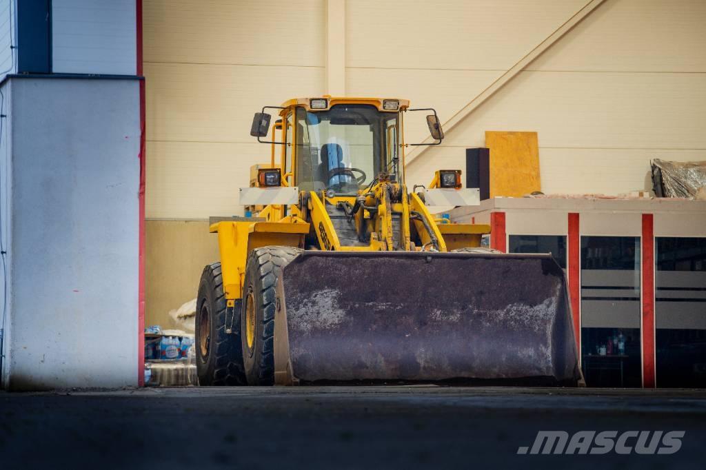 JCB 456 B Kolesni nakladalci