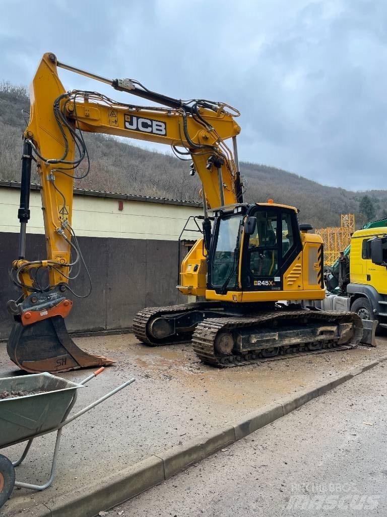 JCB 245 XR Bagri goseničarji