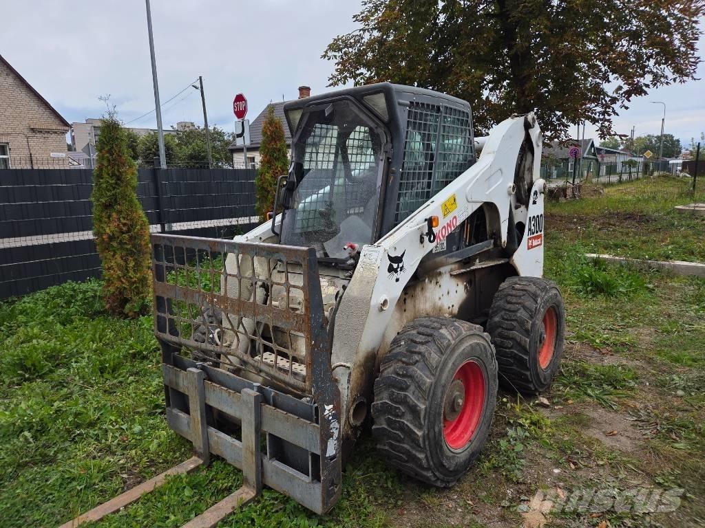 Bobcat A 300 Skid steer mini nakladalci