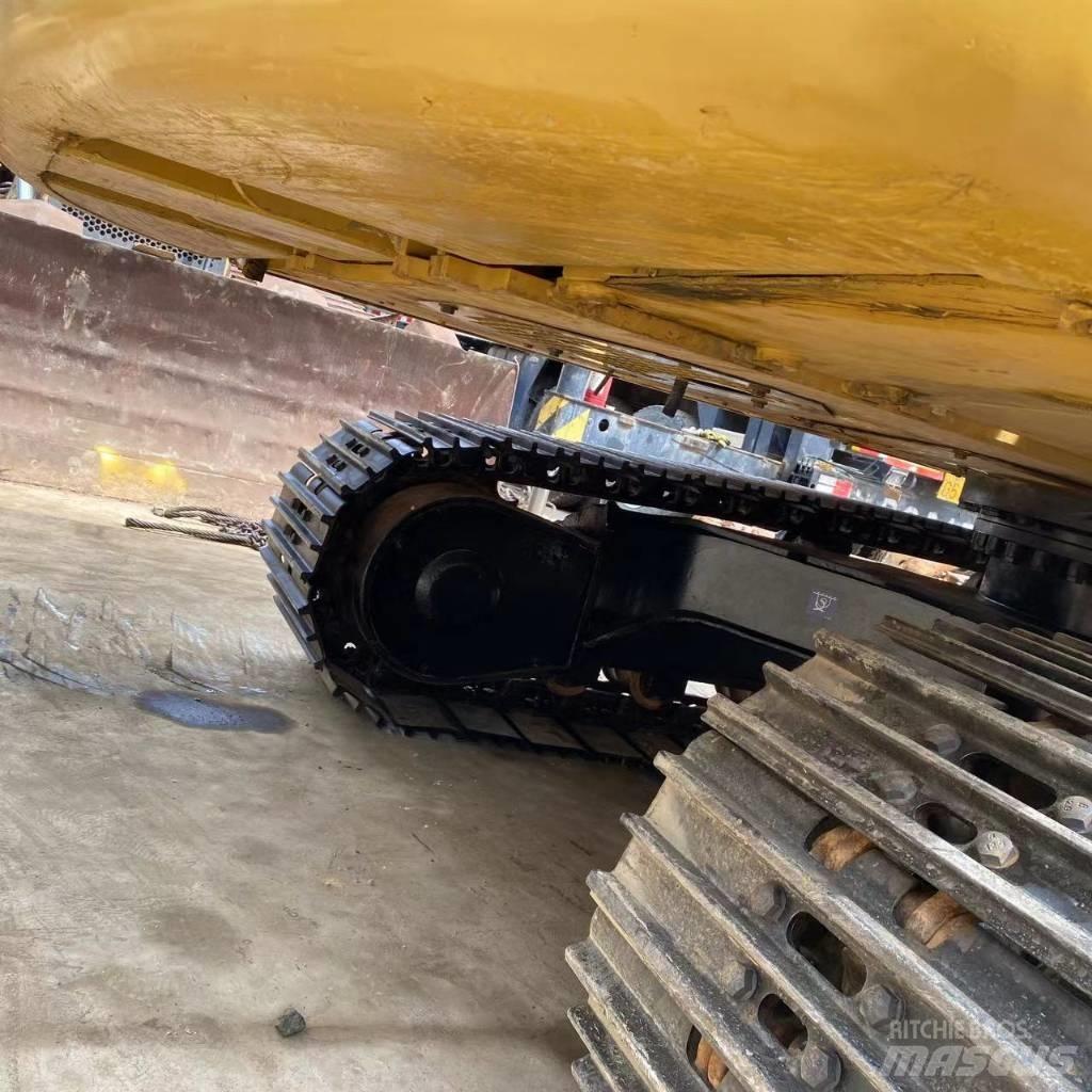 CAT 320 GC Bagri goseničarji
