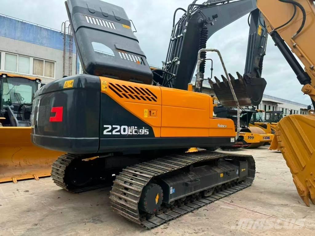 Hyundai R220LC-9S Midi bagri 7t – 12t