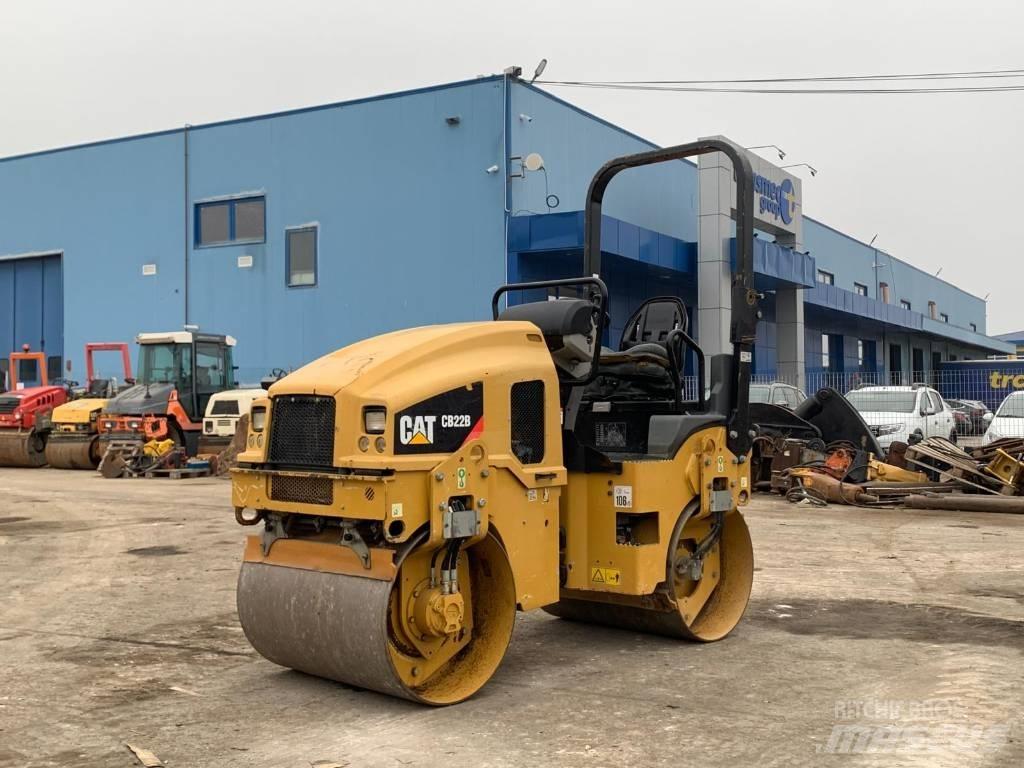 CAT CB 22B Dvojni valjarji