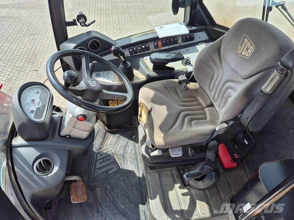JCB 409 Kolesni nakladalci