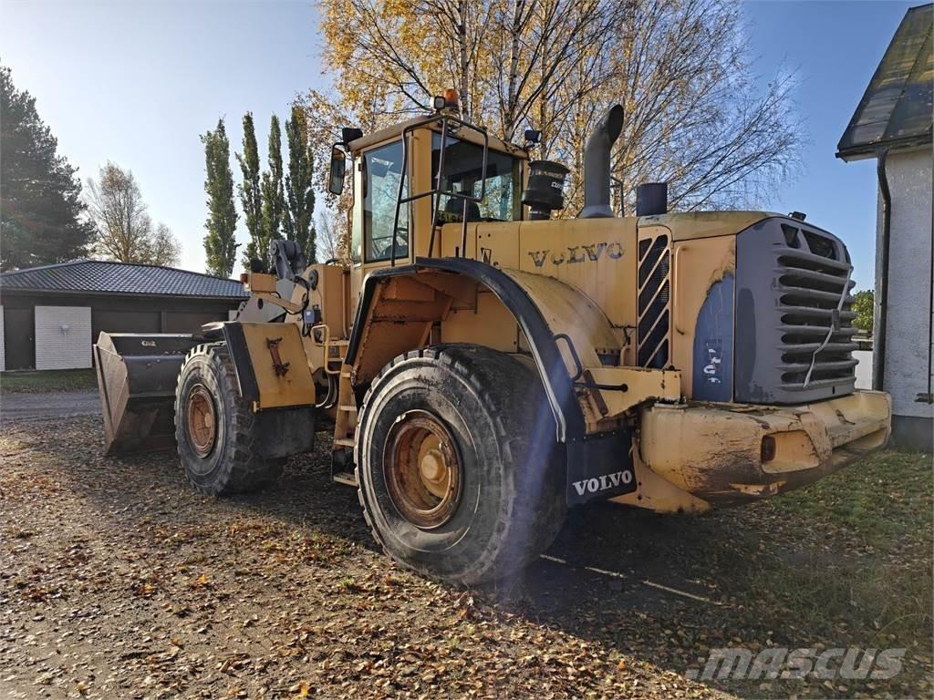 Volvo L180E Kolesni nakladalci