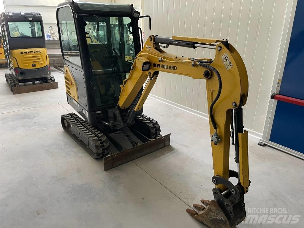 New Holland E 18 C Mini bagri <7t
