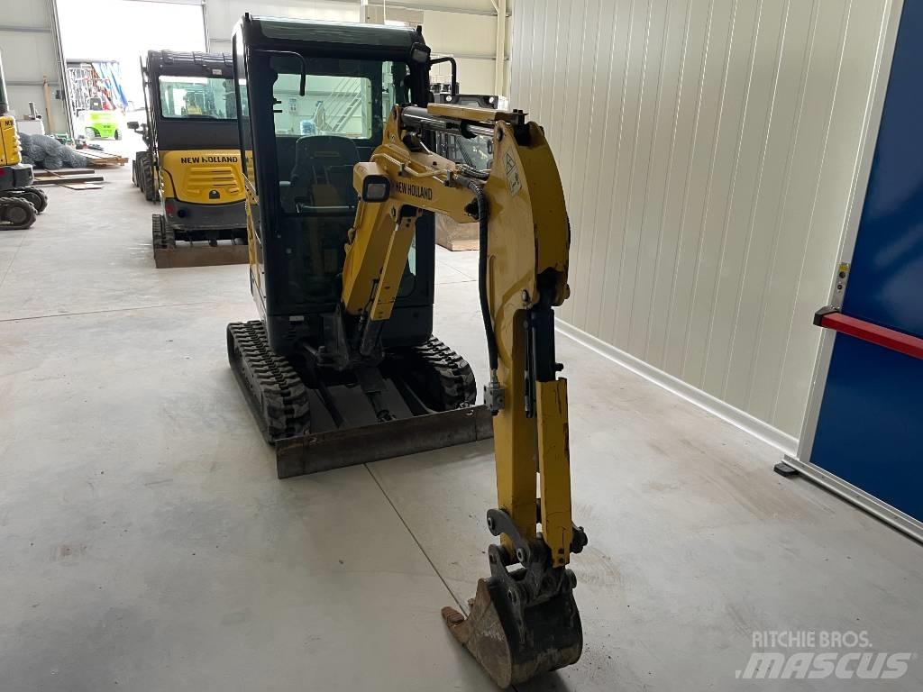 New Holland E 18 C Mini bagri <7t