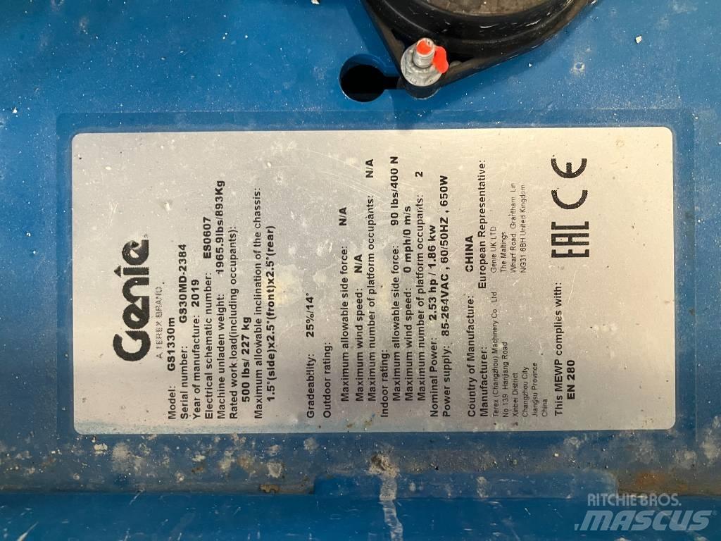 Genie GS 1330 Škarjaste dvižne ploščadi