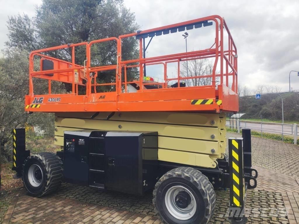JLG 430 LRT Vertikalna dvigala