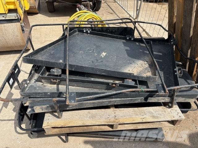 Volvo EC 27 D Mini bagri <7t