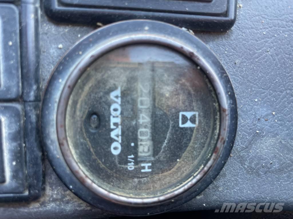 Volvo EC 360 B N LC Bagri goseničarji