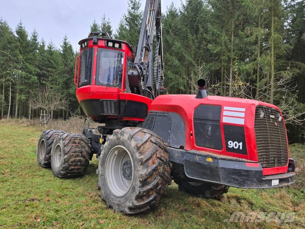 Komatsu 901 Harvesterji