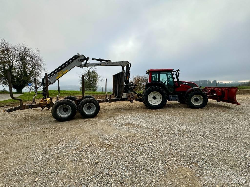 Valtra N 91 Traktorji