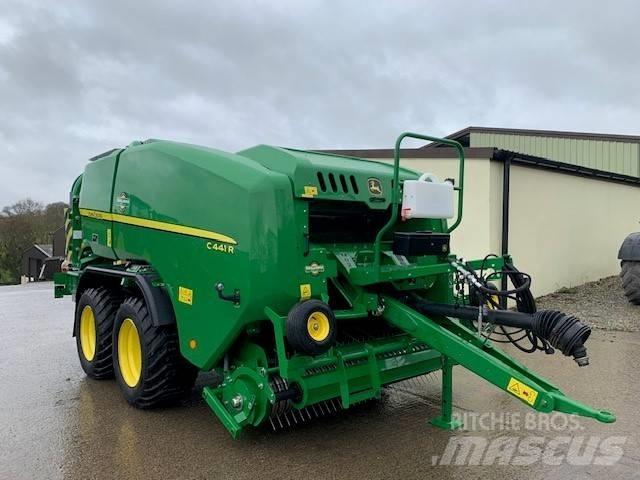 John Deere C441 R Balirke (okrogle bale)