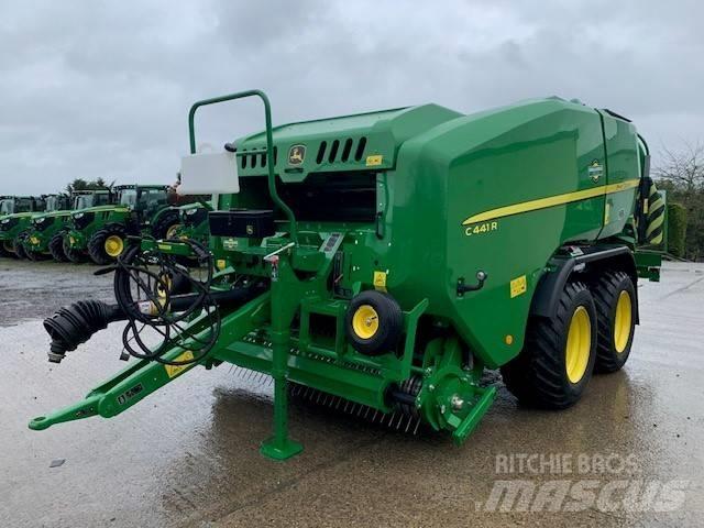 John Deere C441 R Balirke (okrogle bale)