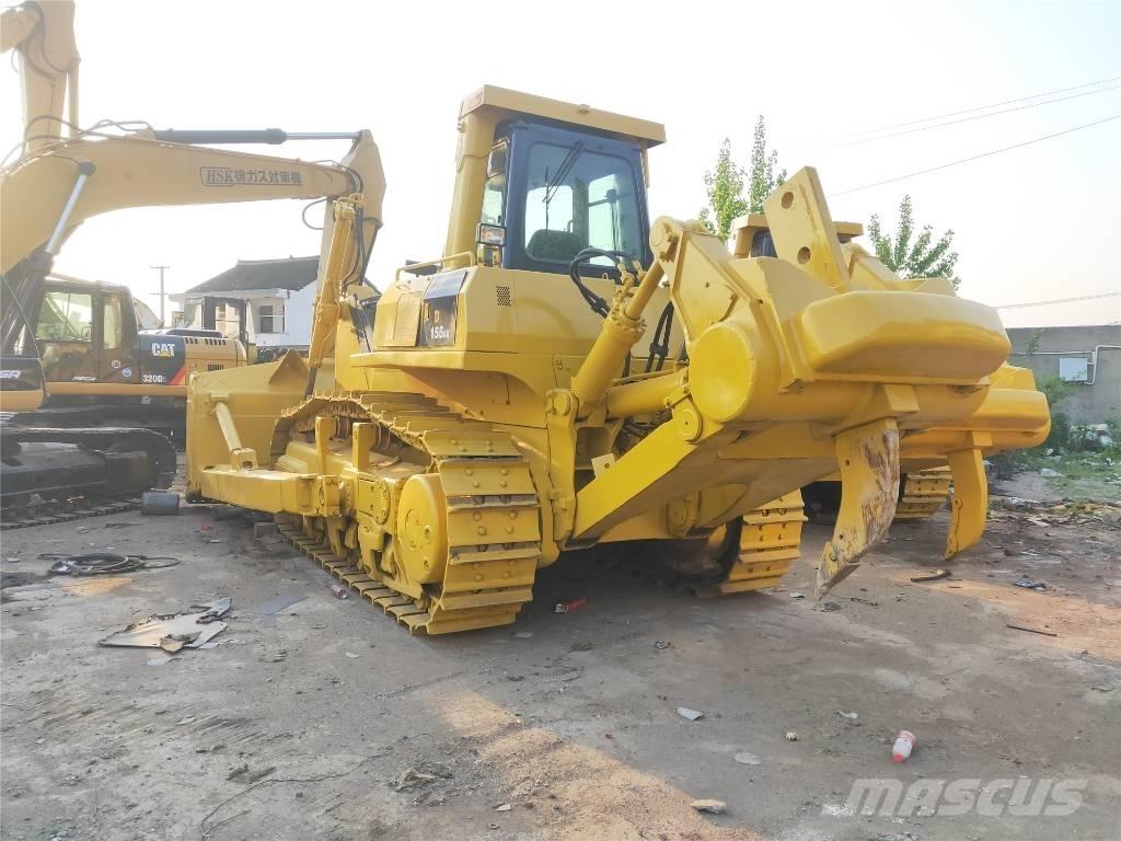 Komatsu D155AX-5 Buldožerji goseničarji