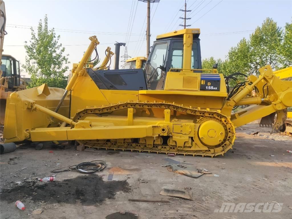 Komatsu D155AX-5 Buldožerji goseničarji