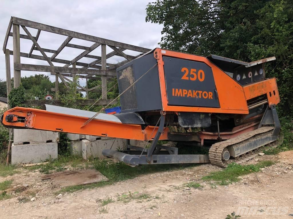 Arjes Impaktor 250 Mobilni drobilniki