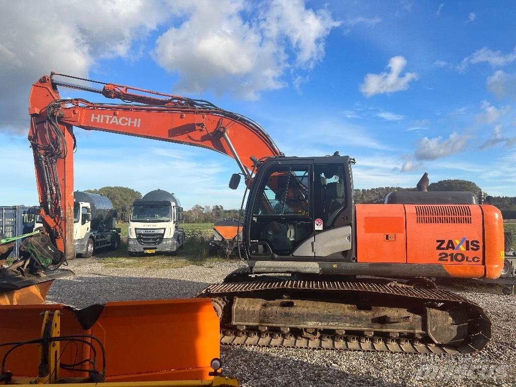 Hitachi ZX 210 Bagri goseničarji