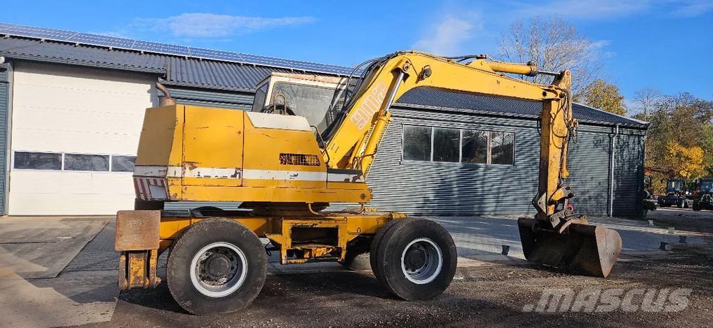 Liebherr A902 Bagri na kolesih