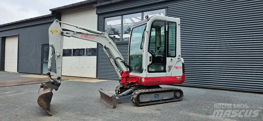 Takeuchi TB016 Mini bagri <7t
