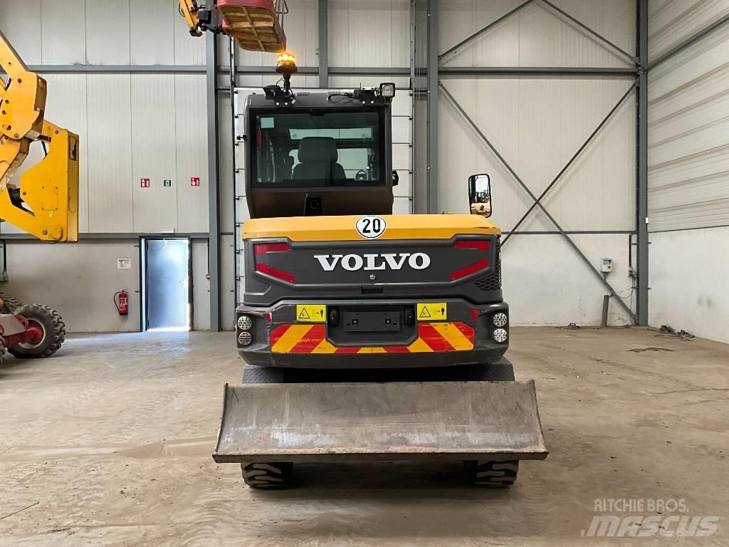 Volvo EW 60 E Bagri na kolesih