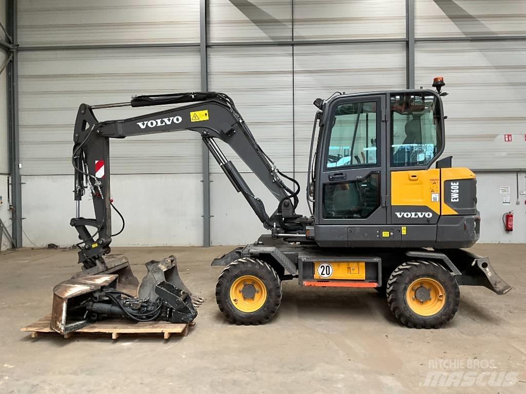 Volvo EW 60 E Bagri na kolesih