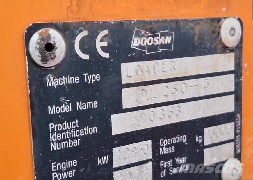 Doosan DL 250-5 Mini nakladalci