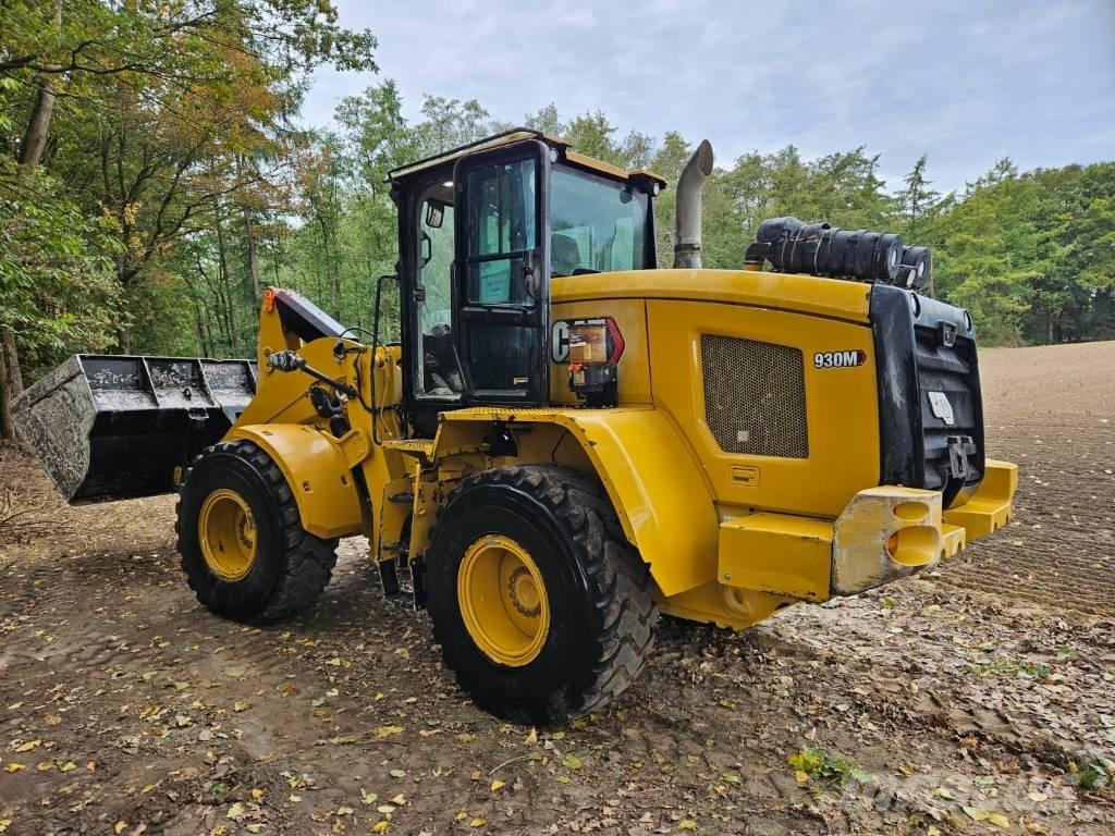 CAT 930 M Kolesni nakladalci
