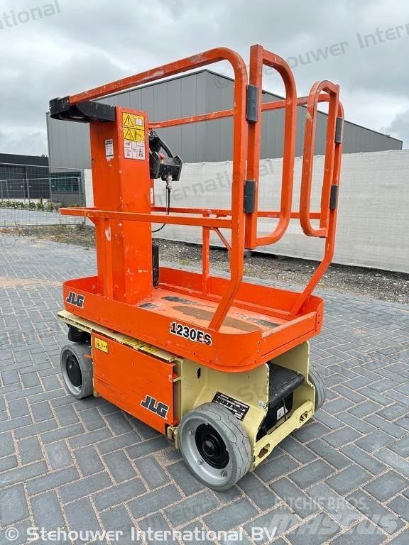 JLG 1230ES 1230 ES Druga dvigala in dvižne ploščadi
