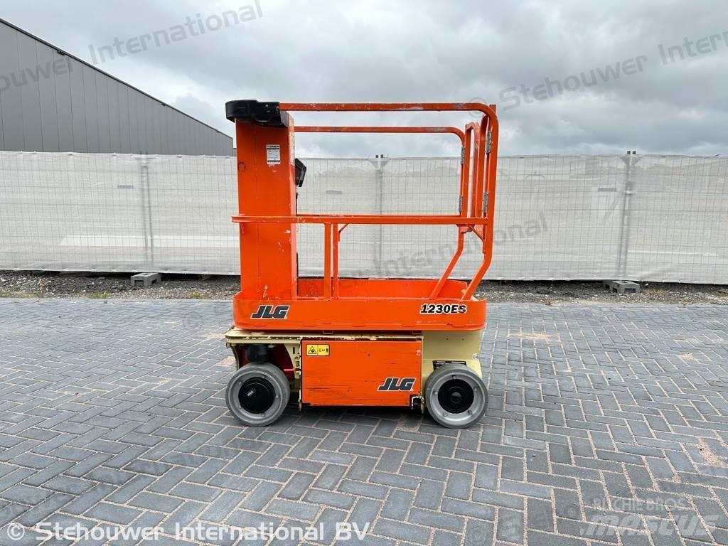 JLG 1230ES 1230 ES Druga dvigala in dvižne ploščadi