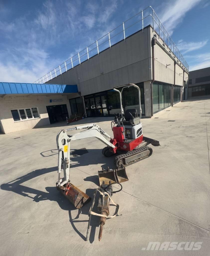 Takeuchi TB 210 R Mini bagri <7t