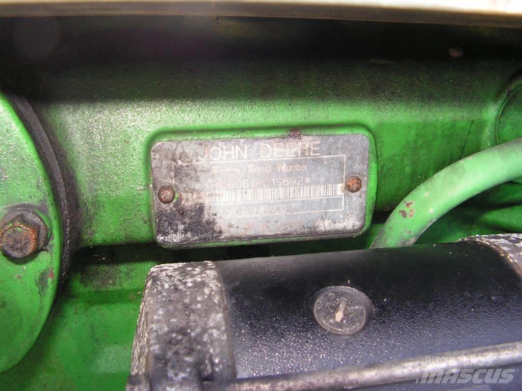 John Deere 8100 Motorji