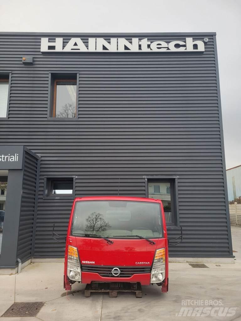 Nissan Cabstar Kabine in notranjost