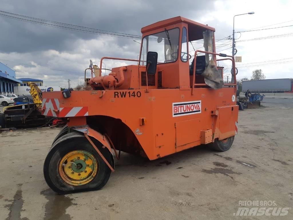 MBU RW140 Kolesni valjarji s pnevmatikami