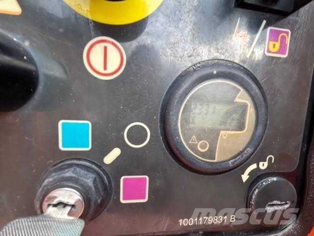 JLG 1200 SJP Teleskopske dvižne ploščadi